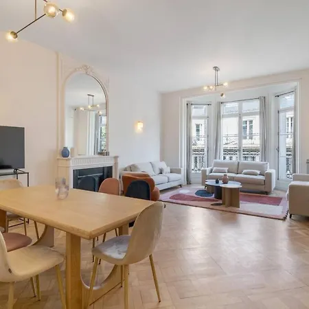 Appart 8pers#3bedrooms#victor Hugo#arc De Triomphe * פריז