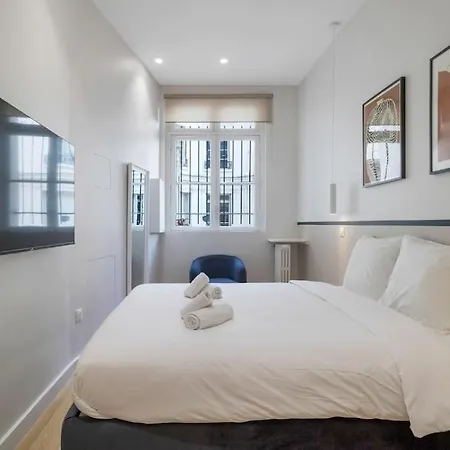 Appart 8pers#3bedrooms#victor Hugo#arc De Triomphe דירה פריז